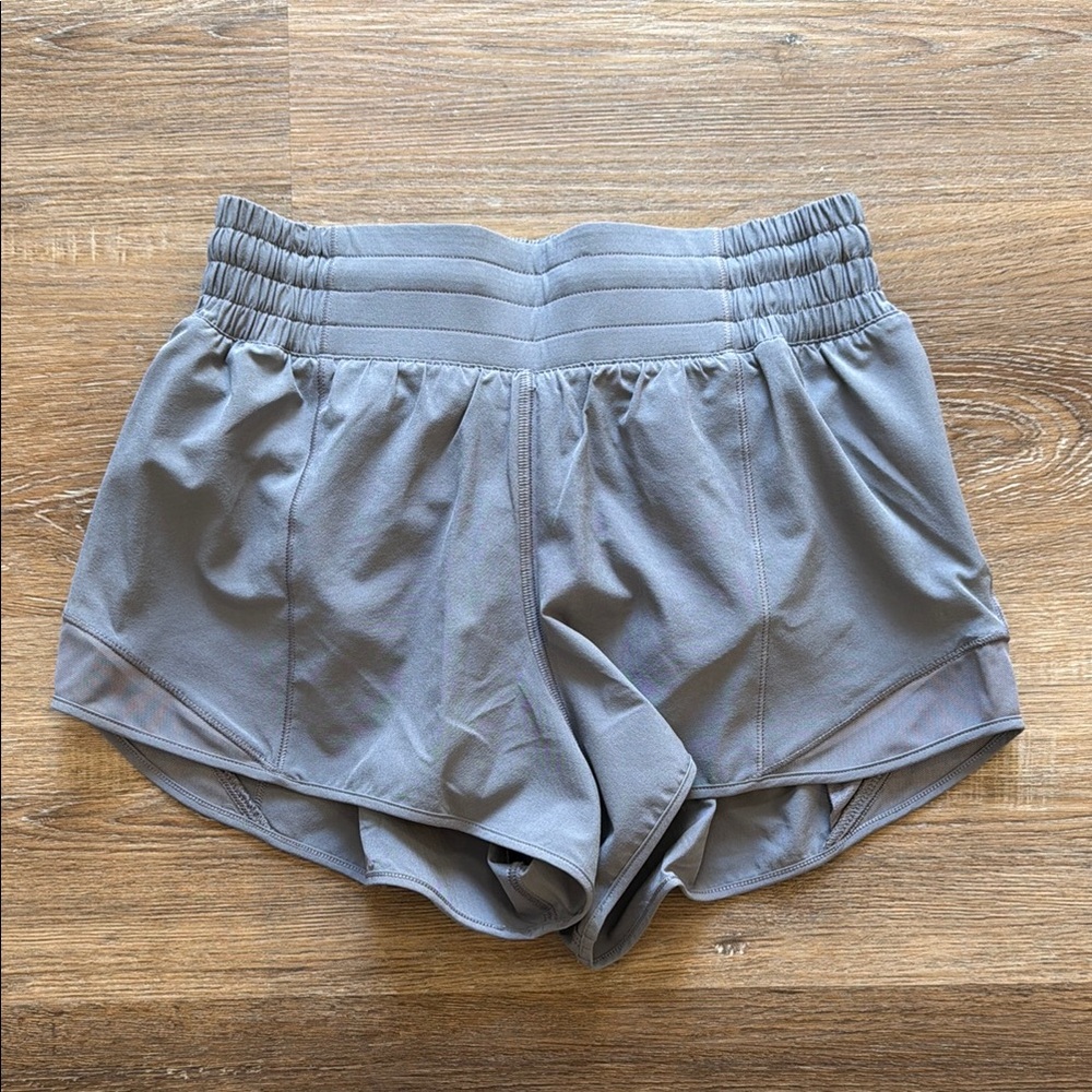 Lululemon Hotty Hot HR Short 2.5”